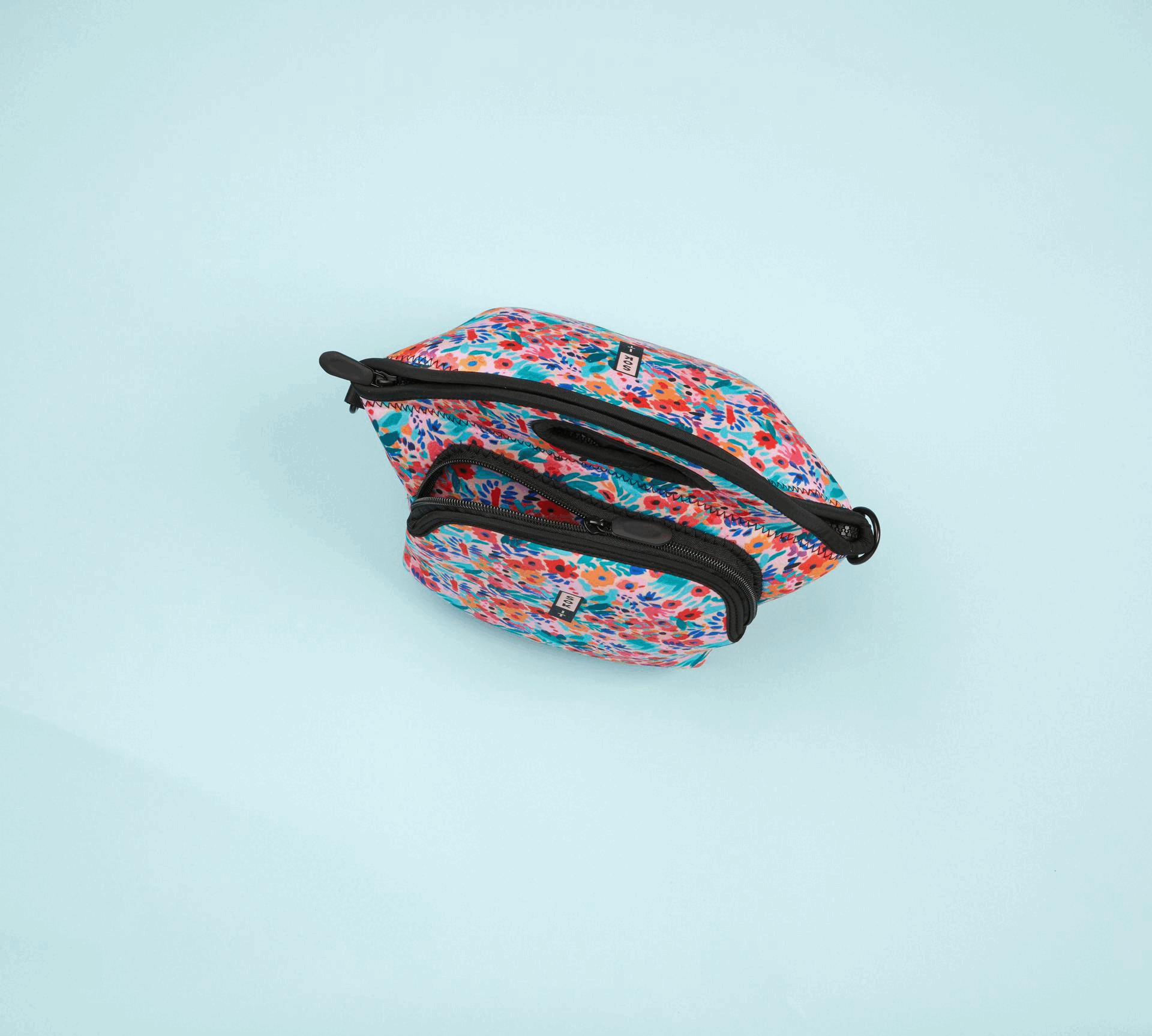 Abstract_Floral_LunchTote_Studio_GIF.gif