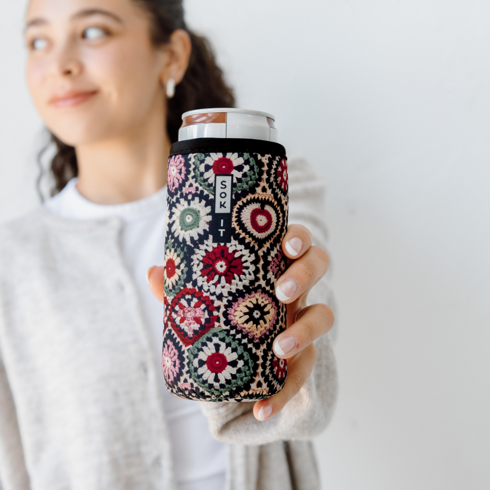 Sok-It-CanSok-Close-Knit-CanSok-Fall-Holiday-163839142.png
